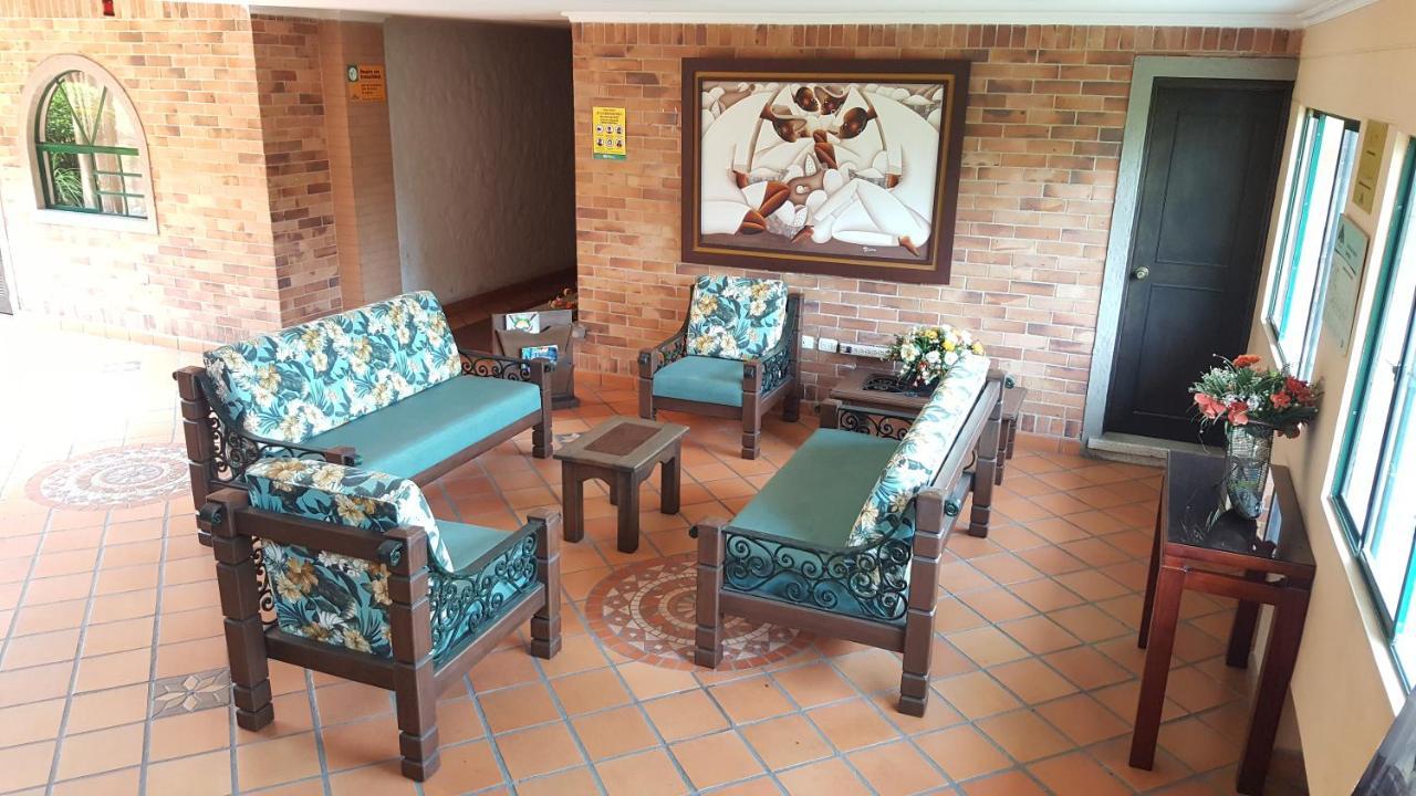 Hotel Palmera Real Μπουκαραμάνγκα Εξωτερικό φωτογραφία