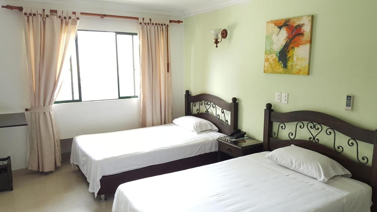 Hotel Palmera Real Μπουκαραμάνγκα Εξωτερικό φωτογραφία